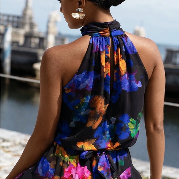 Gorgeous Floral Halter Maxi Dress 14 - Picture 3 of 6